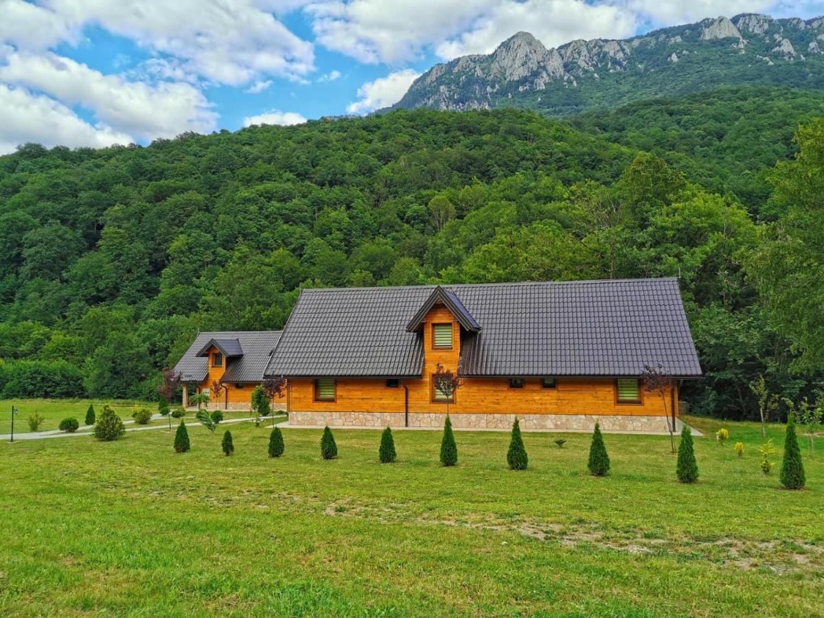 Villa "SILVER I" Tjentiste Esterno foto